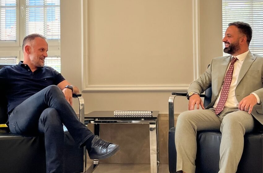  Fetai takon zv/drejtorin e Agjencisë së Administratës, diskutohet Ligji për Përfaqësim të Drejtë