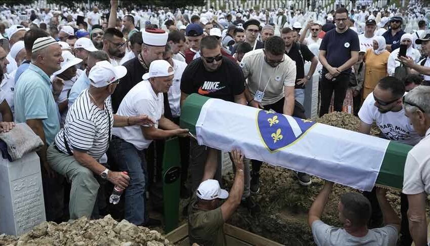 Во Поточари отворен музеј во чест на жртвите од геноцидот во Сребреница