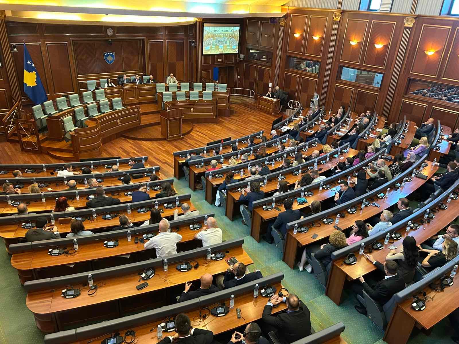 Косово: Пратениците не успеаја да изберат претседател на Парламентот дури и по новата одлука на Уставниот суд