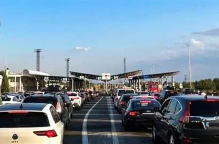  Në pikën kufitare “Tabanoc”, pritet deri 30 minuta për kalim