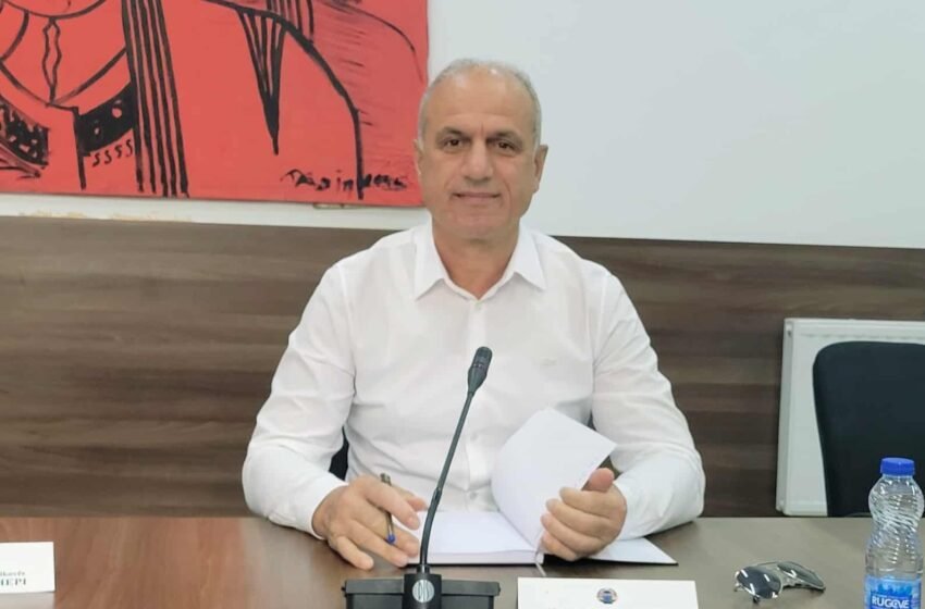  Likovë: Përgjysmohet numri i nxënësve, VLEN alarmon për migrimin masiv