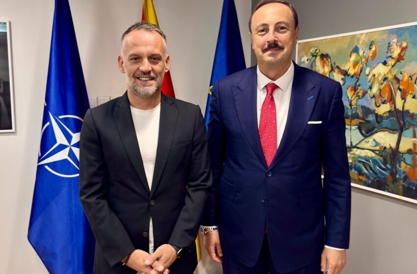  Zv/kryeministri Fetai takon ambasadorin turk Ulusoy
