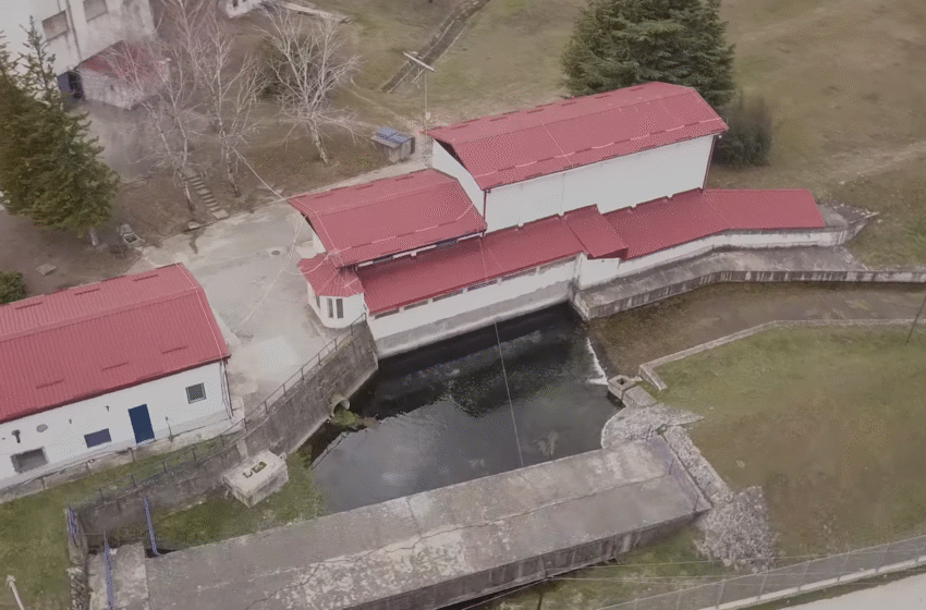  “Ujësjellësi” alarmon se uji po keqpërdoret, janë humbur mbi 64% të ujit në nivel shteti