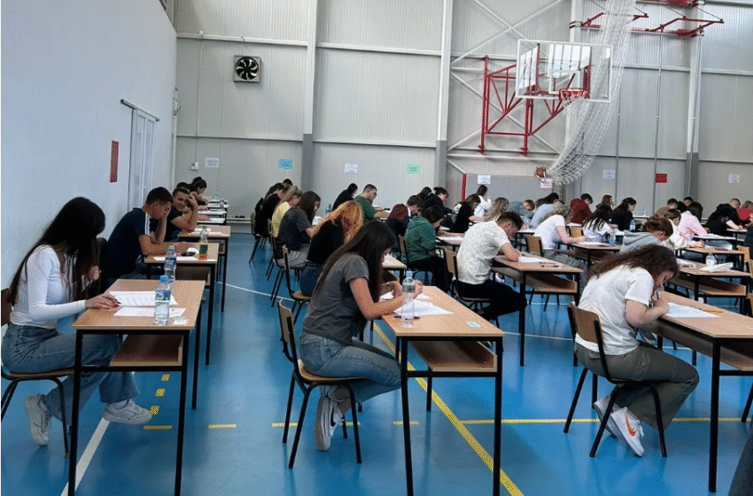  Më 12 dhe 14 gusht matura shtetërore