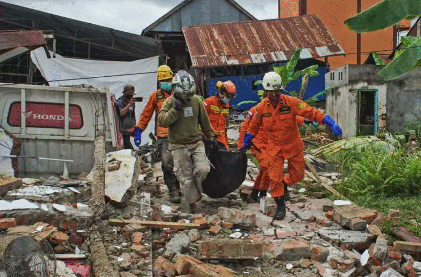  Tërmet i fuqishëm godet Indonezinë