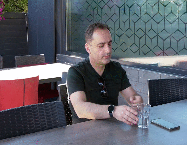  Ademi e piu kafen vetë, Limani dhe Dauti nuk shkuan