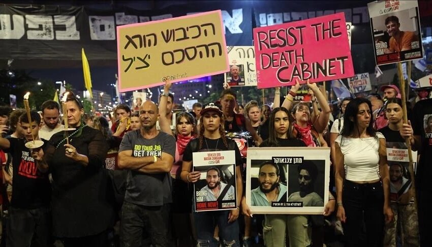  Protestuesit izraelitë në Tel Aviv dënuan planin e pushtimit të Gazës, kërkojnë marrëveshje për pengjet
