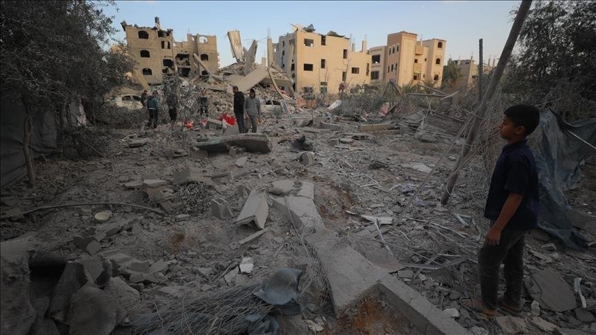 Бројот на убиени Палестинци се приближува до 62.200