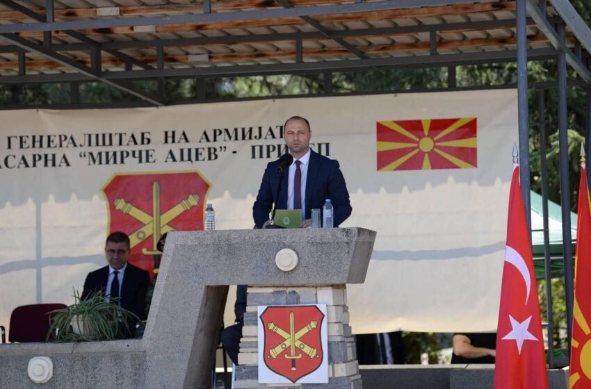  Мисајловски: Во тек е набавката на италијанските хеликоптери