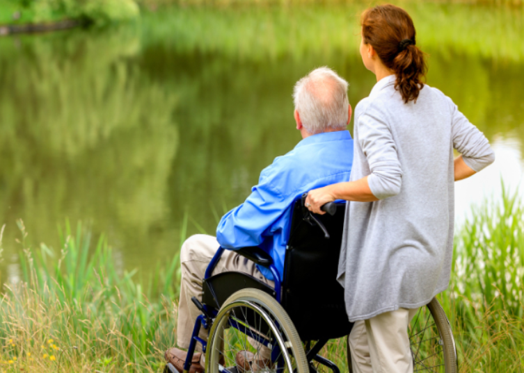  Kontrolle në shtëpitë e të moshuarve në Shkup, arrestohen dy persona për për dhunë dhe trajtim ç’njerëzor