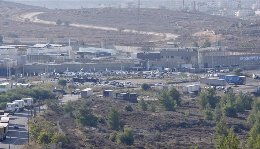  Izraeli fillon lirimin e të burgosurve palestinezë sipas marrëveshjes së armëpushimit në Gaza