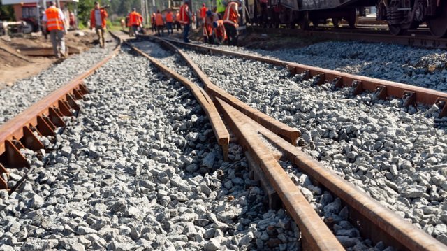  Treni aksidenton punëtorët në Kinë, 11 persona ndërrojnë jetë