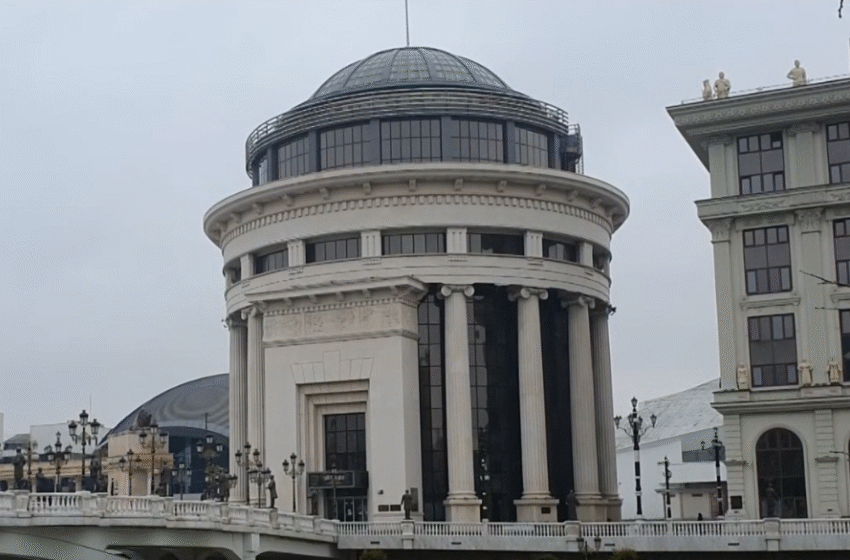  Dyshohen se çuan në humbjen e 2.000 tonëve drithë dhe 780 mijë euro dëm! Procedurë ndaj 5 personave, mes tyre edhe ish-zëvendësministri i Bujqësisë Dimkovski