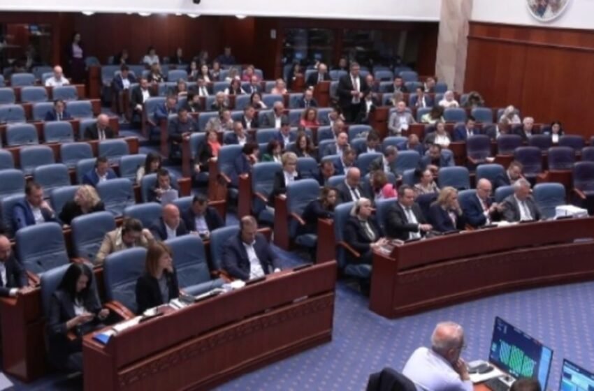  U votua formimi i Komisionit Anketues për aksidentet dhe tragjeditë që kanë ndodhur