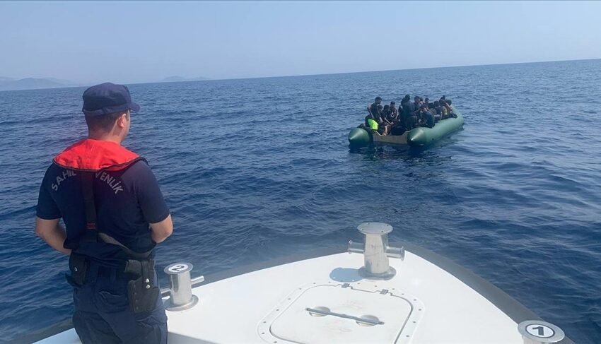  Të paktën 116 emigrantë të vdekur nga anija e fundosur në brigjet e Libisë