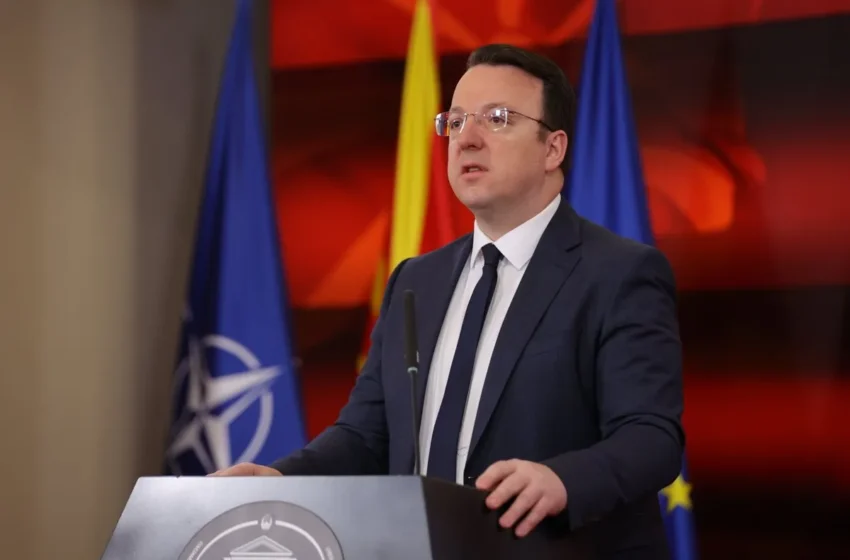  Nikolloski: Janë lëshuar në shfrytëzim 17 km të autostradës Gostivar-Bukojçan