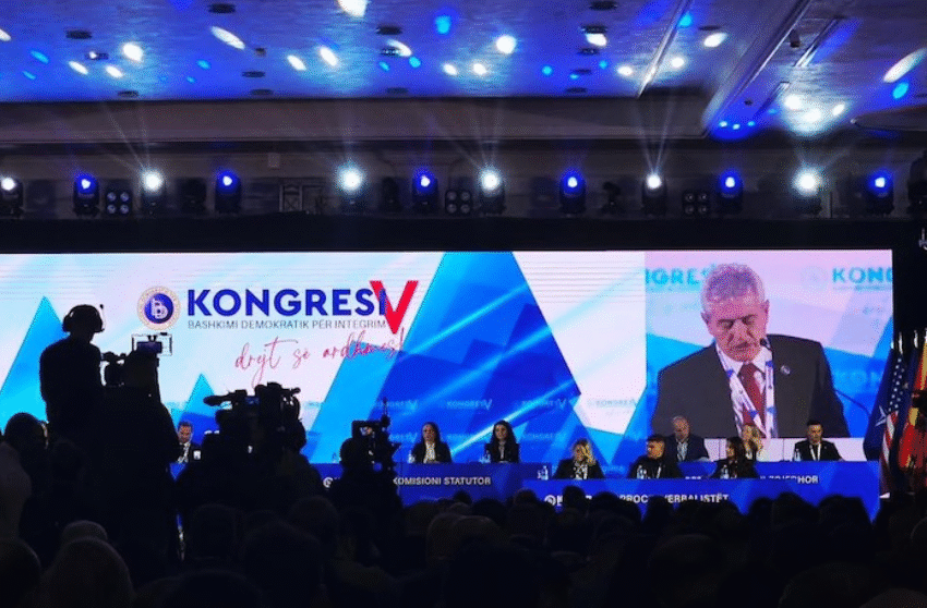  Ish funksionarët e BDI të dëshpëruar, e quajnë Kongresin e fundit “duartrokitje e organizuar”