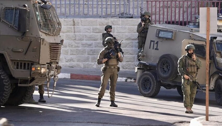  Ushtria izraelite arreston rreth 100 palestinezë në Bregun Perëndimor