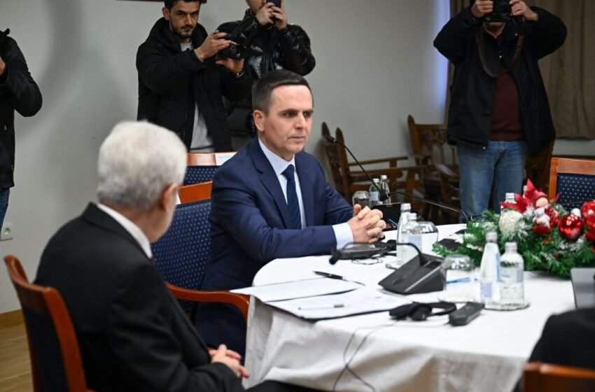  Kasami pas takimit të liderëve: Propozova të gjejmë mënyrë që diaspora të votojë masivisht në zgjedhje