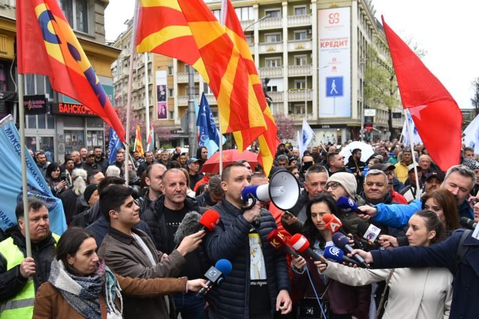  Sindikatat sot protestojnë në Shkup, kërkojnë rritje të pagës minimale