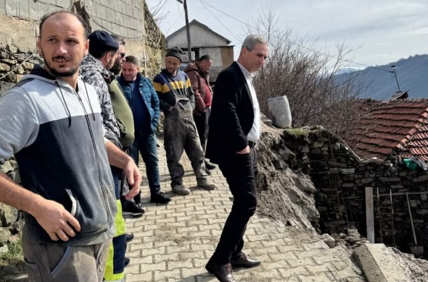 Feti Abazi inspekton murin mbrojtës në rrugën e dëmtuar prej vërshimeve: Vazhdon sanimi i dëmeve