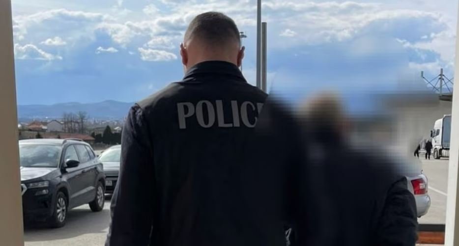 akuzohet-per-krime-lufte-ne-prishtine-ne-vitin-1999-kosova-arreston-ish-pjesetarin-e-forcave-serbe