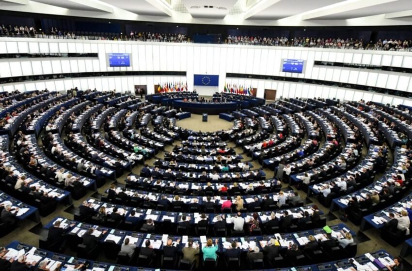  Parlamenti Evropian: Maqedonia e Veriut të zbatojë marrëveshjen me Bullgarinë