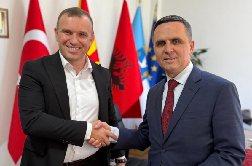  Blerim Islami pret Bilall Kasamin në Dollnen: Tetova shembull i qeverisjes së mirë të VLEN-it