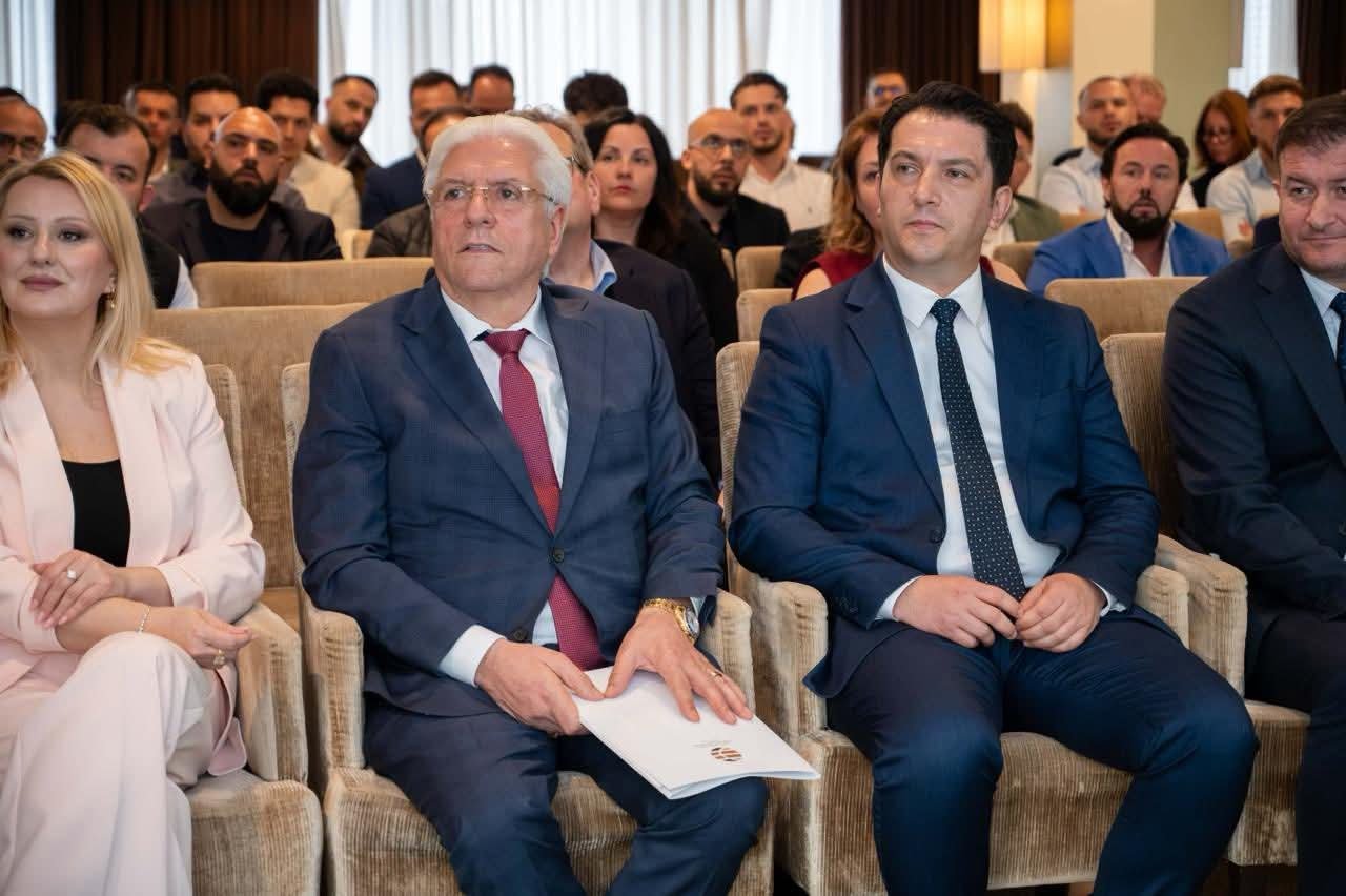 bekim-sali-prezanton-mundesite-per-investime-ne-maqedonine-e-veriut-ne-düsseldorf