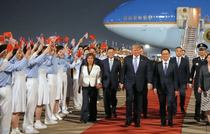 trumpi-mberrin-ne-kine-per-samitin-historik-me-xi-ne