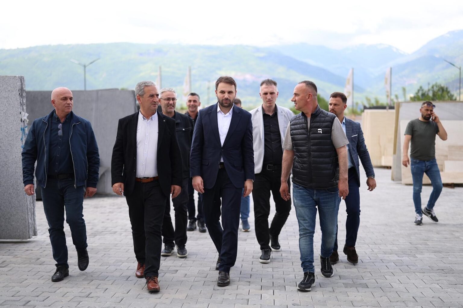 besar-durmishi-nga-bogovina-mbeshtesim-kompanite-qe-investojne-ne-prodhim-dhe-vende-te-reja-pune