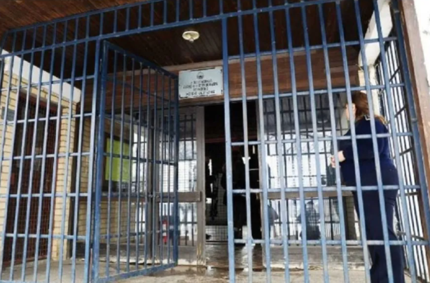  Drogë e fshehur në vezë, 25-vjeçarja tentoi të fusë kokainë dhe marihuanë në burgun e Idrizovës