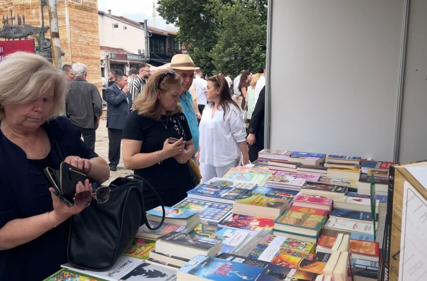  Shkupi për herë të parë nikoqir i Panairit të Librit Shqip, organizatorët premtojnë ta bëjnë traditë
