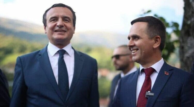  Kasami: Në emrin tim dhe në emrin e VLEN-it e përgëzoj Albin Kurti për fitoren e thellë