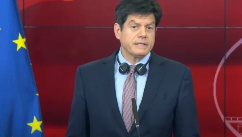  Rokas: Së pari ndryshimet kushtetuese, pastaj negociatat me BE