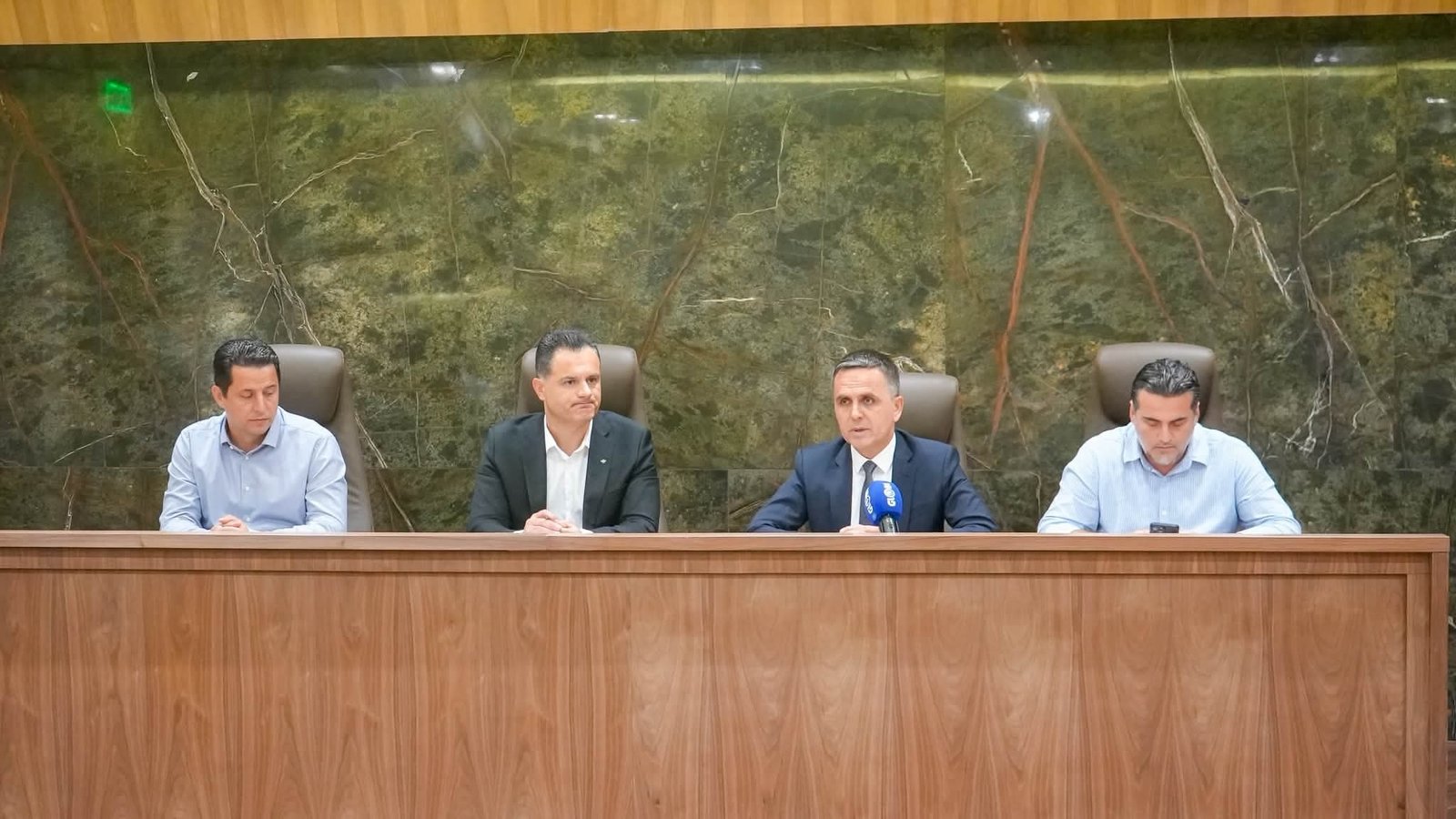 kasami-tetova-ne-mbeshtetje-te-gostivarit-koordinim-institucional-per-tejkalimin-e-krizes-me-ujin