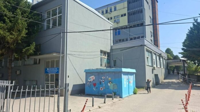 1-200-qytetare-perfunduan-ne-spital-ne-gostivar-dyshohet-se-u-helmuan-nga-uji-i-pijes